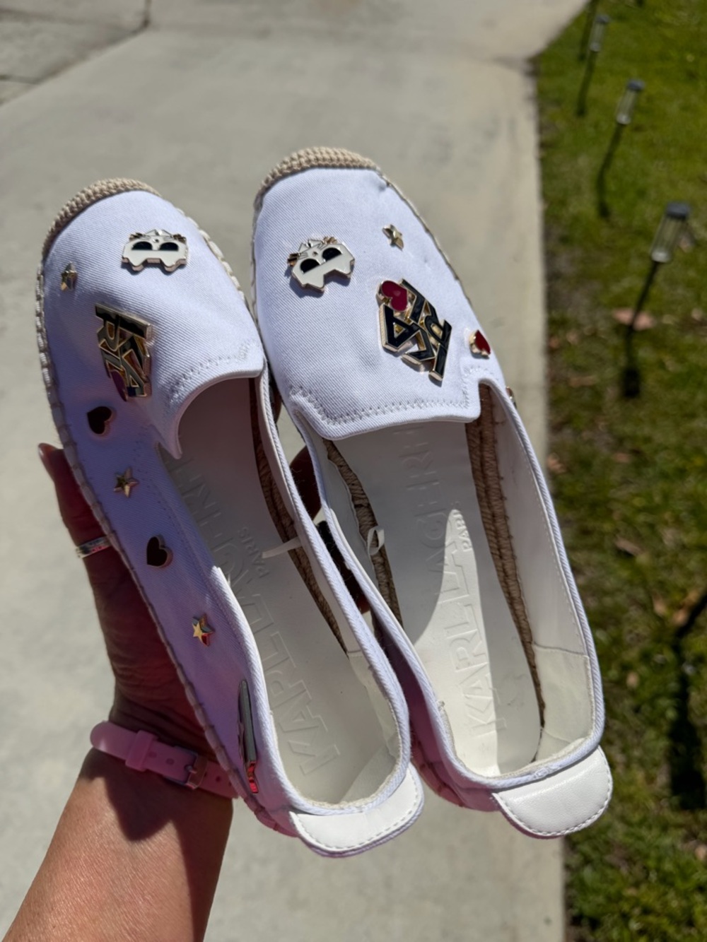 KARL LAGERFELD PARIS Women’s Embellished Slip-On Espadrilles Flats In White 9.5M - Picture 8 of 13